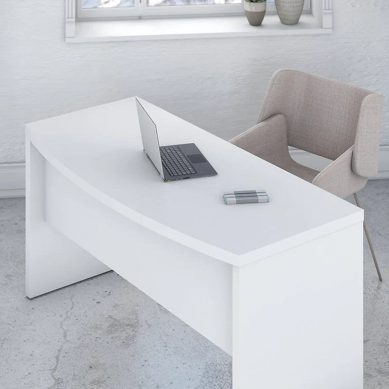Scrivania Echo con fronte ricurvo da 60W