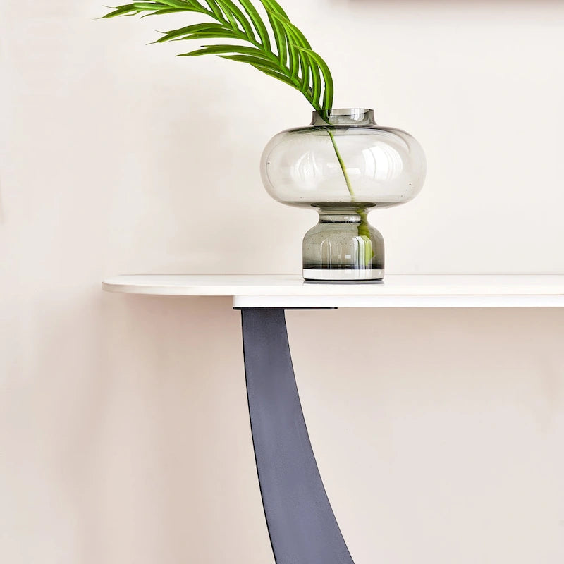Consolle moderna, Design dalla forma squisita, Struttura in metallo con piedini regolabili per l'ingresso