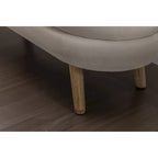 Panca contenitore imbottita con gambe in legno